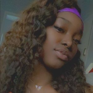 Meet your Posher, Kiara